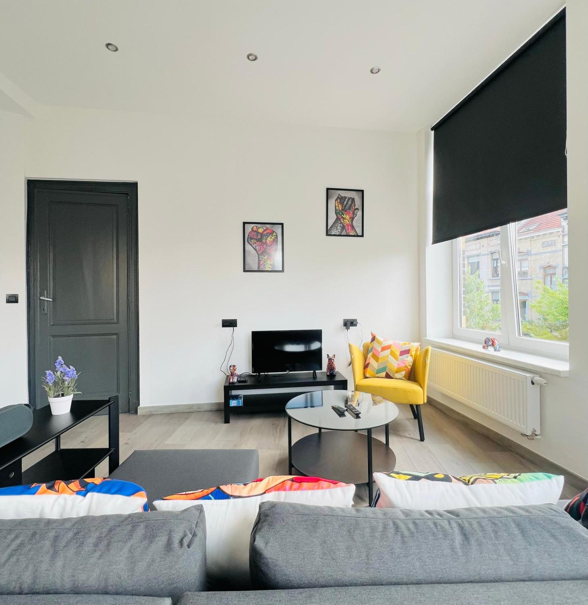 Renove Et Radieux A * Bruxelles